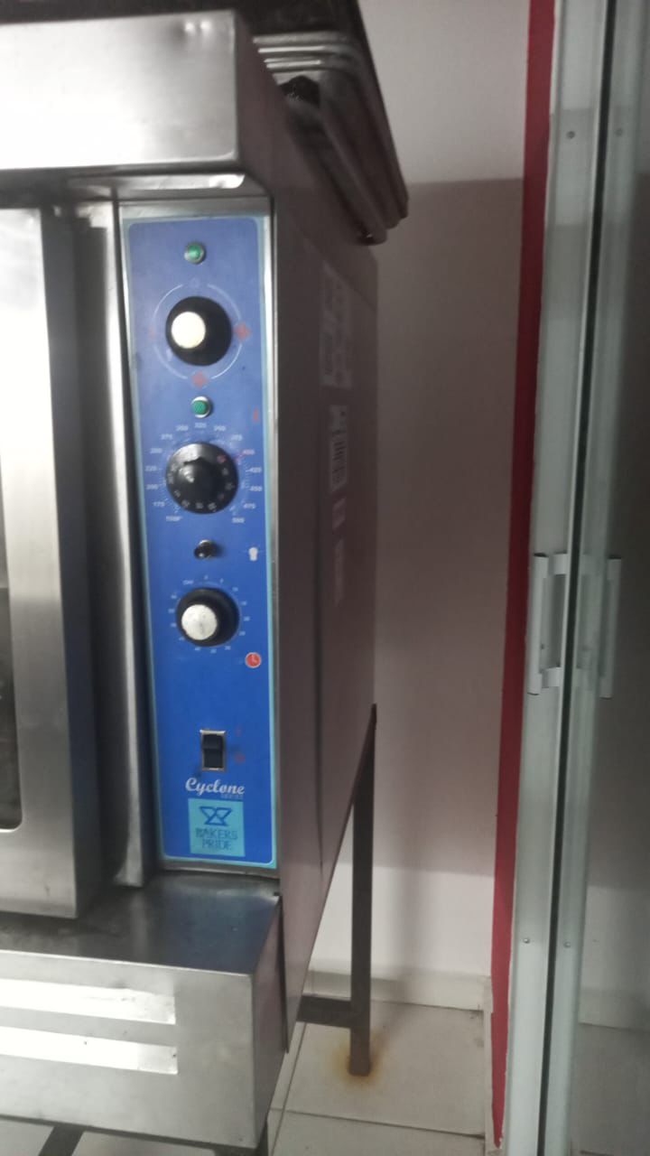 equipos profesionales - HORNO DE CONVECCION BAKERS P 2