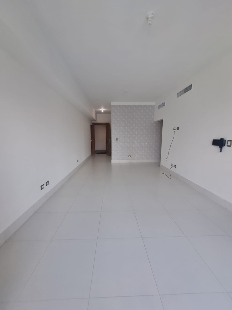 apartamentos -  Apartamento con linea blanca en Piantini 4to piso 4