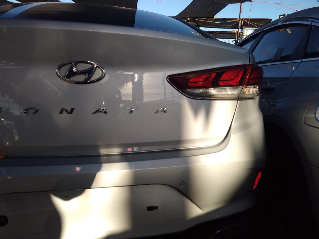 carros - HYUNDAI SONATA NEW RISE 2018 GRIS 5