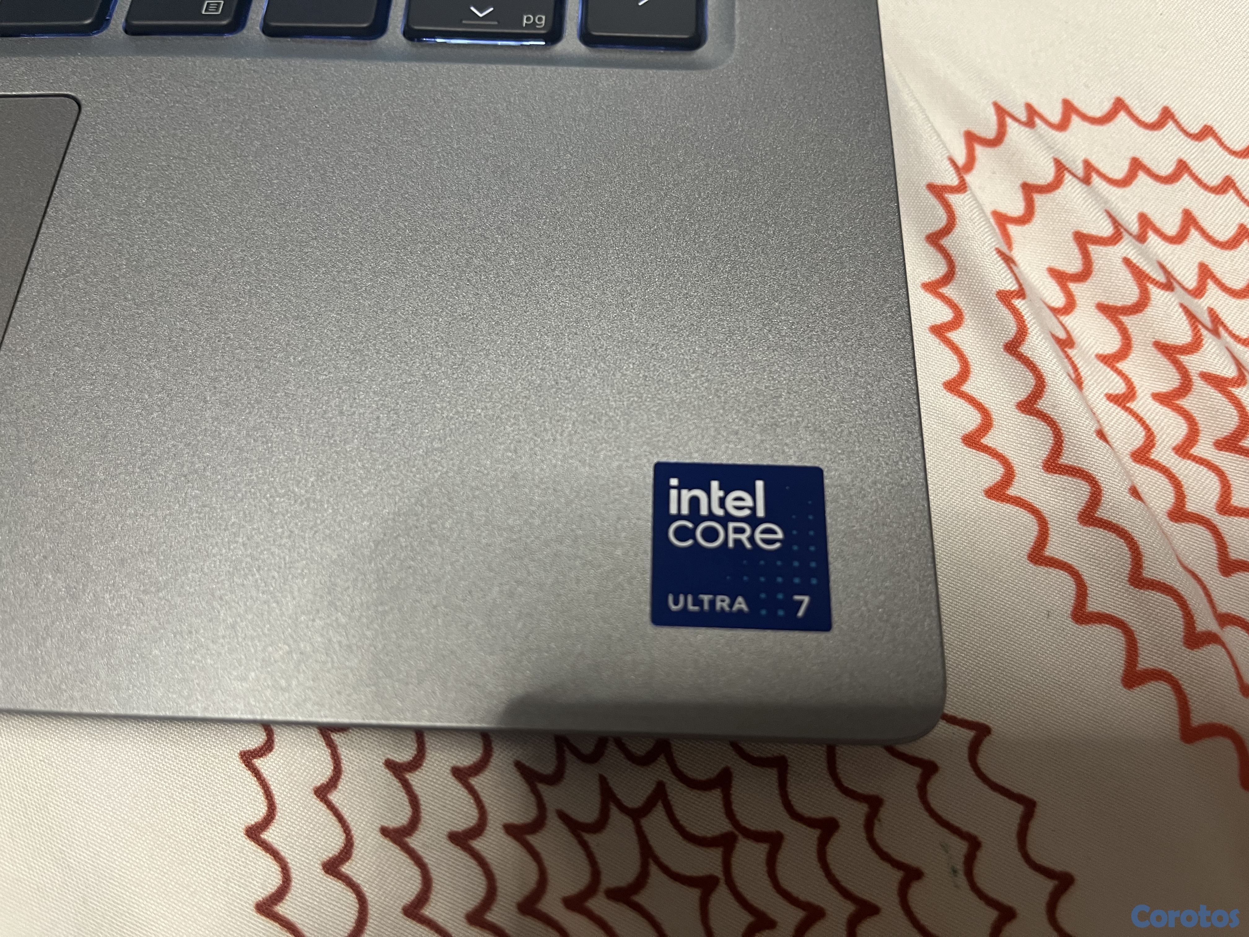 computadoras y laptops - Vendo laptop nueva  3