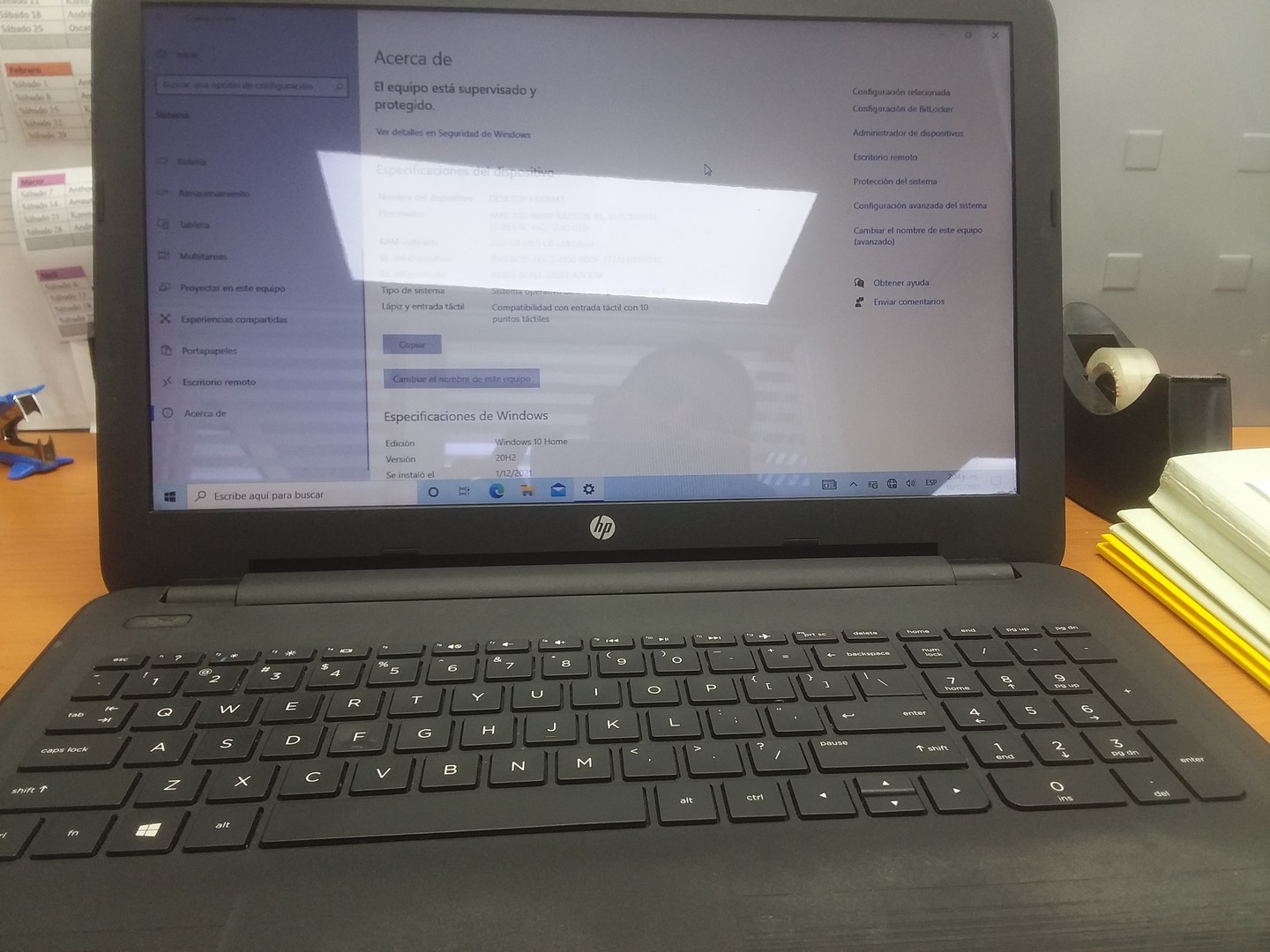 computadoras y laptops - Laptop Hp NOTEBOOK  PROCESADOR AMD A10-9600P RADEON R5 
CORE 4C+6G 2.40 GHz