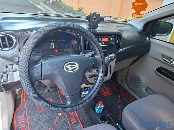 carros - Daihatsu Mira 2017 (versión full) 10