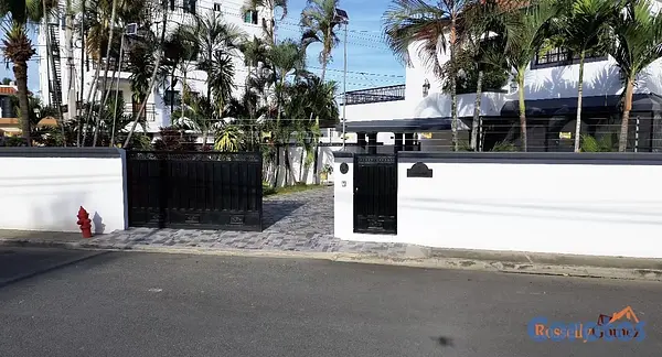 casas - RESIDENCIA DE 2 NIVELES/ LAS CAROLINAS 🏠‼️ 3