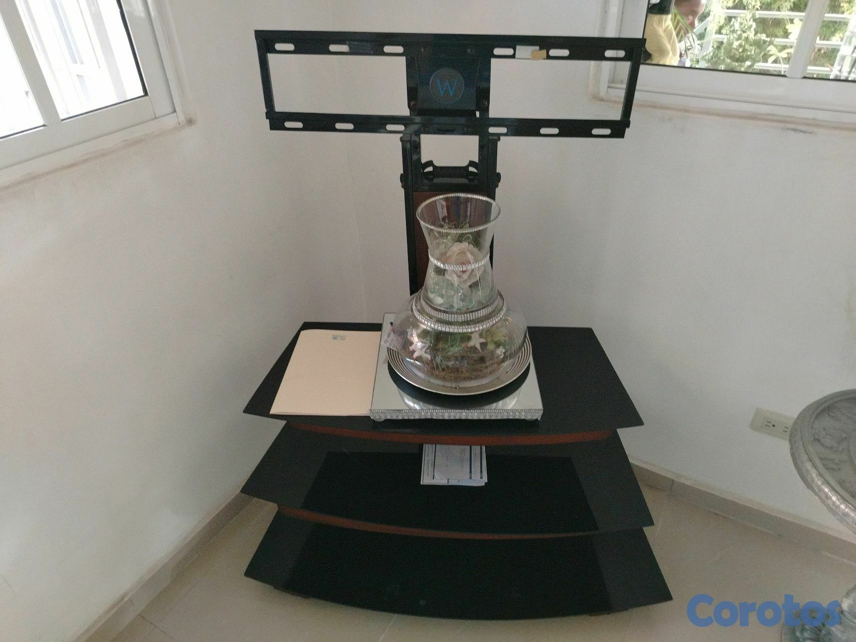 muebles y colchones - MESA DE TELEVISIÓN  1