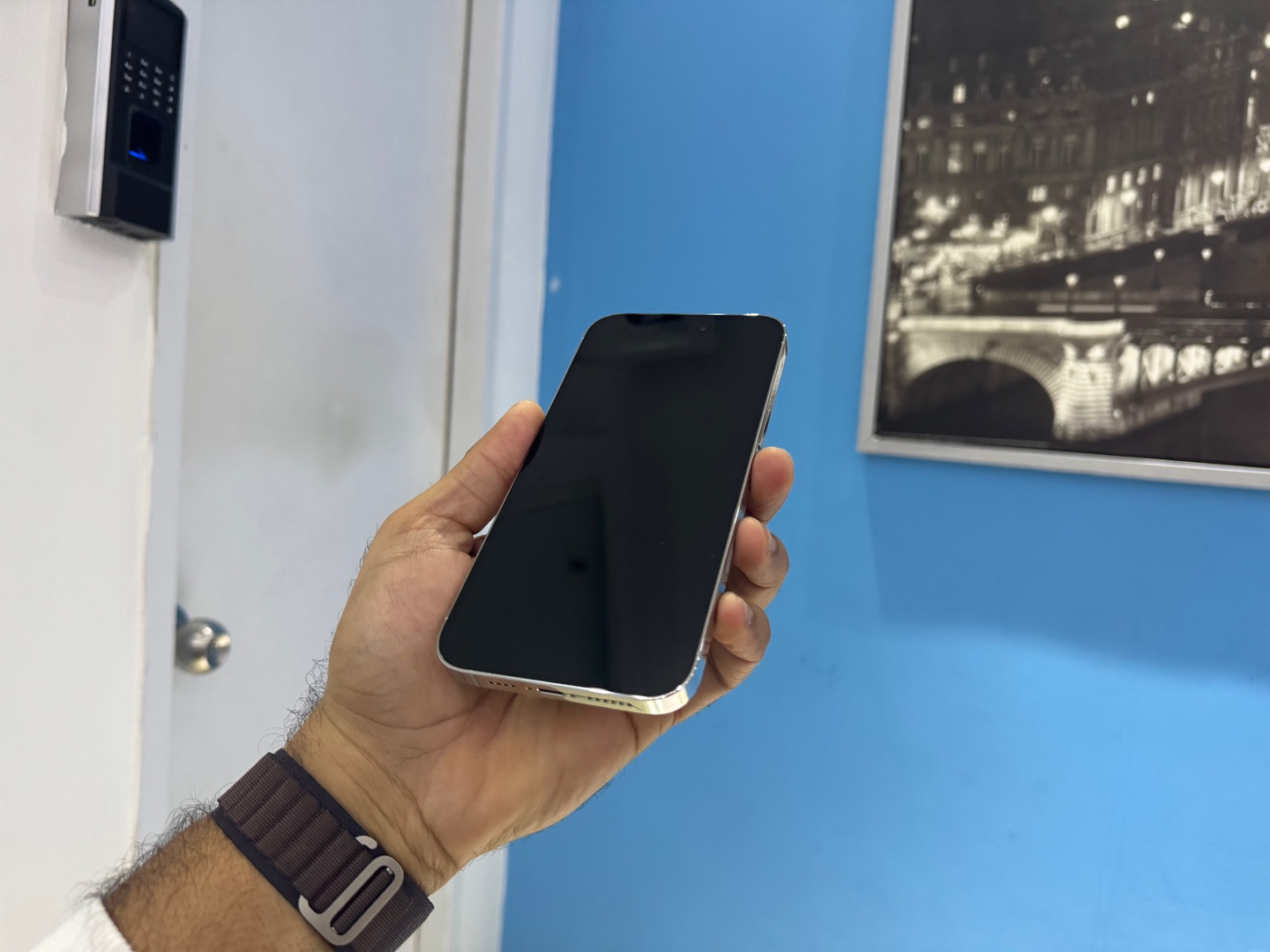 celulares y tabletas -  iPhone 14 Pro Max 256GB Silver Como Nuevo, Desbloqueado RD$ 57,500 NEG 2