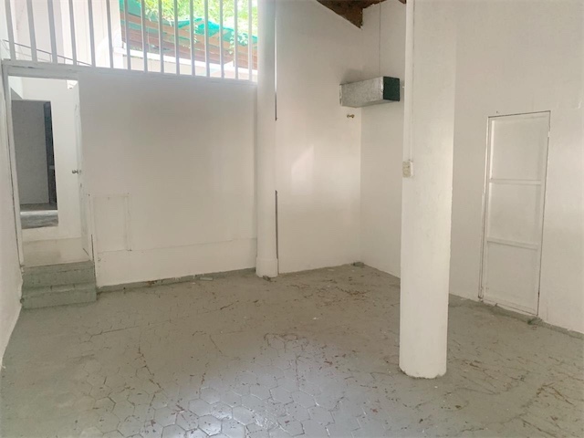 oficinas y locales comerciales - Local comercial en primer nivel  6