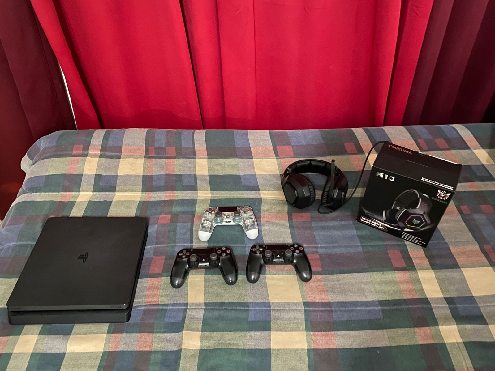 consolas y videojuegos - PlayStation 4 slim (1TB) 