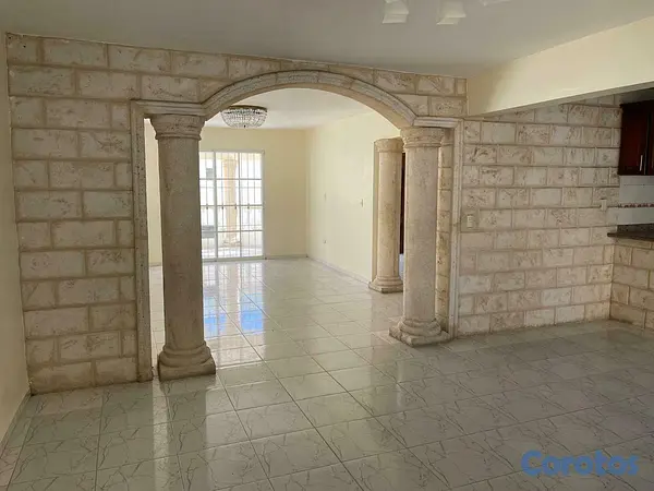 casas - MAJESTUOSA Y EXCLUSIVA CASA  5