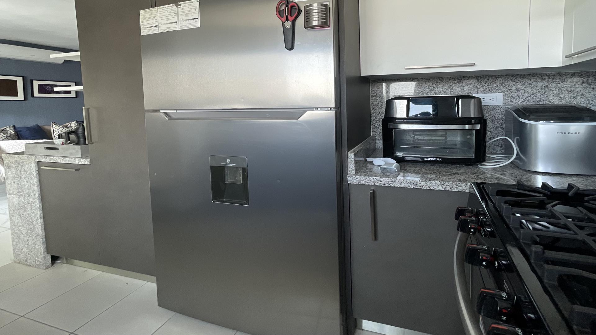 apartamentos - Venta de apto en piantini 2