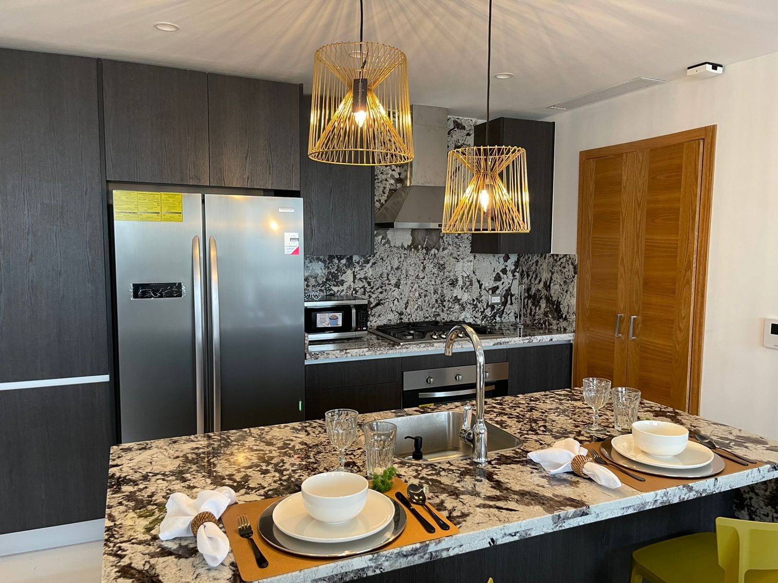 apartamentos - Apartamento Alquiler Piantini de UNA Habitación  3