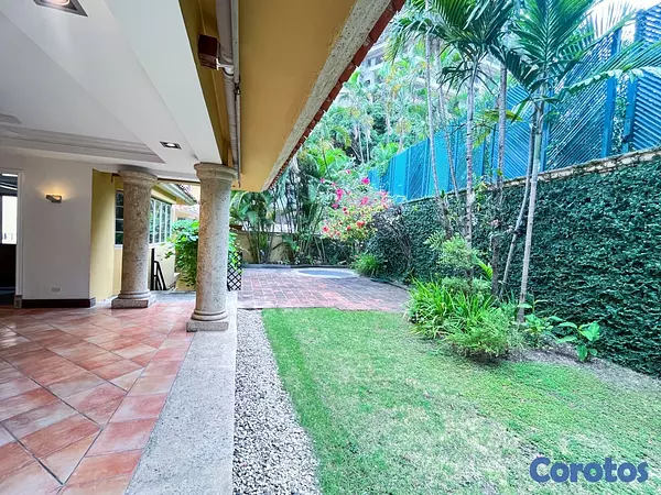 casas - Alquiler de Casa en Los Cacicazgos  5