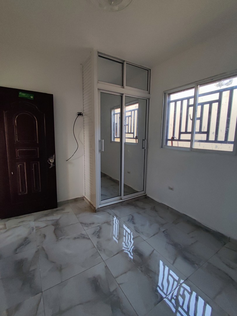 apartamentos - Se Renta Apartamento Nuevo en Sarmiento. 6