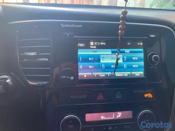 jeepetas y camionetas - Mitsubishi Outlander SE 2.4 MIVEC SUV  8