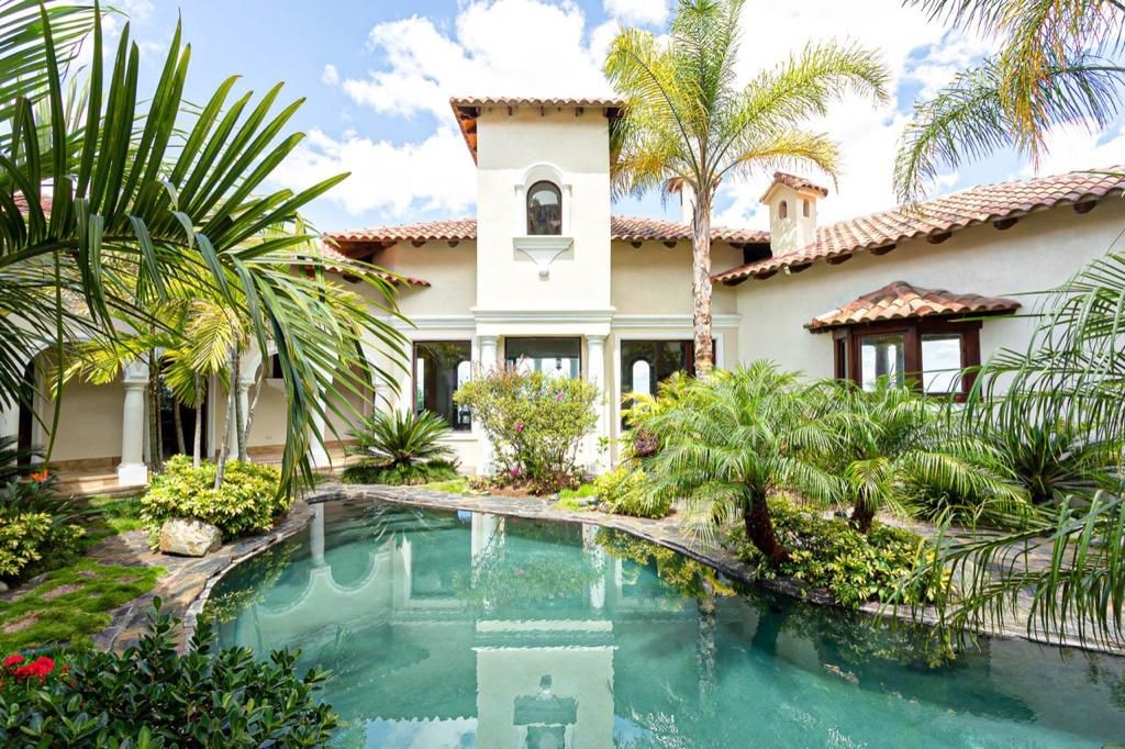casas vacacionales y villas - Villa en Jarabacoa/Fortuna III