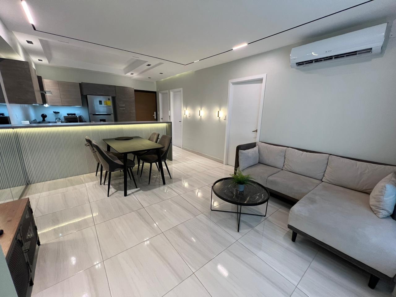 apartamentos - Apartamento en Evaristo Morales completamente amueblado 1