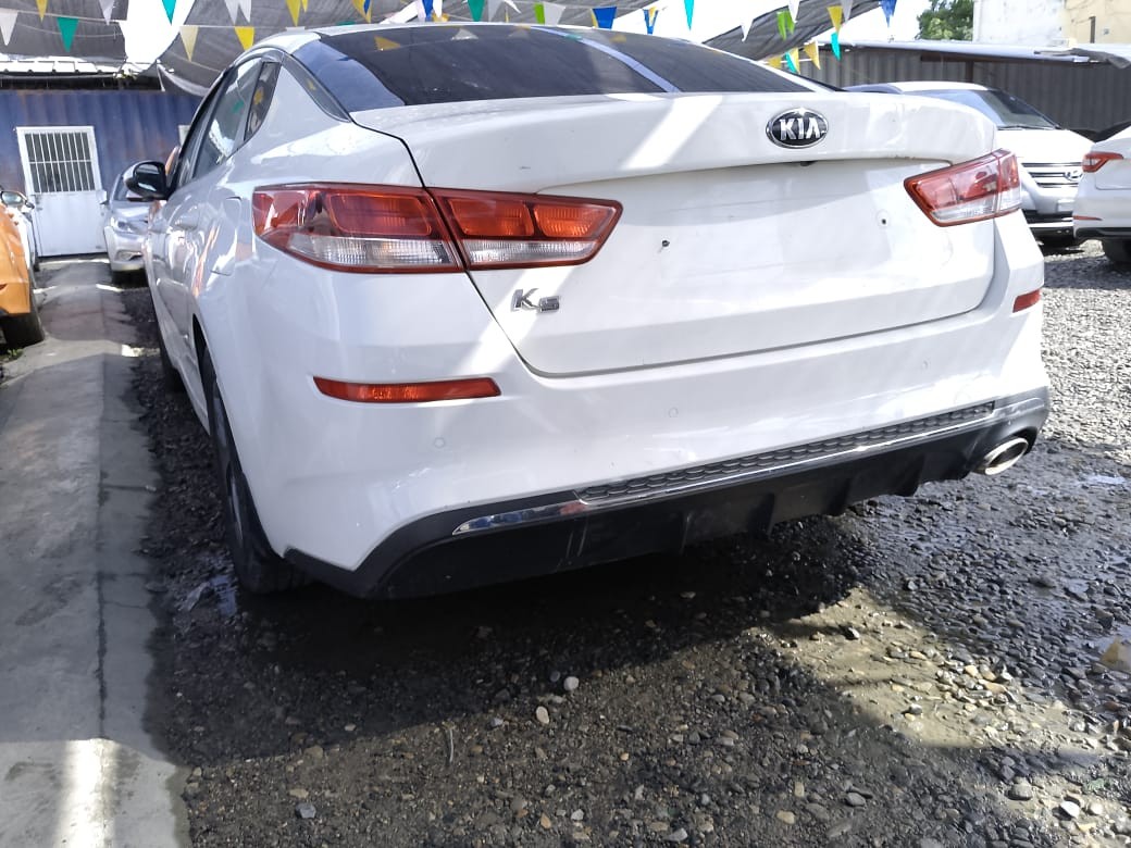 carros - KIA K5 2019 BlancoDESDE: RD$ 815,100.00 5