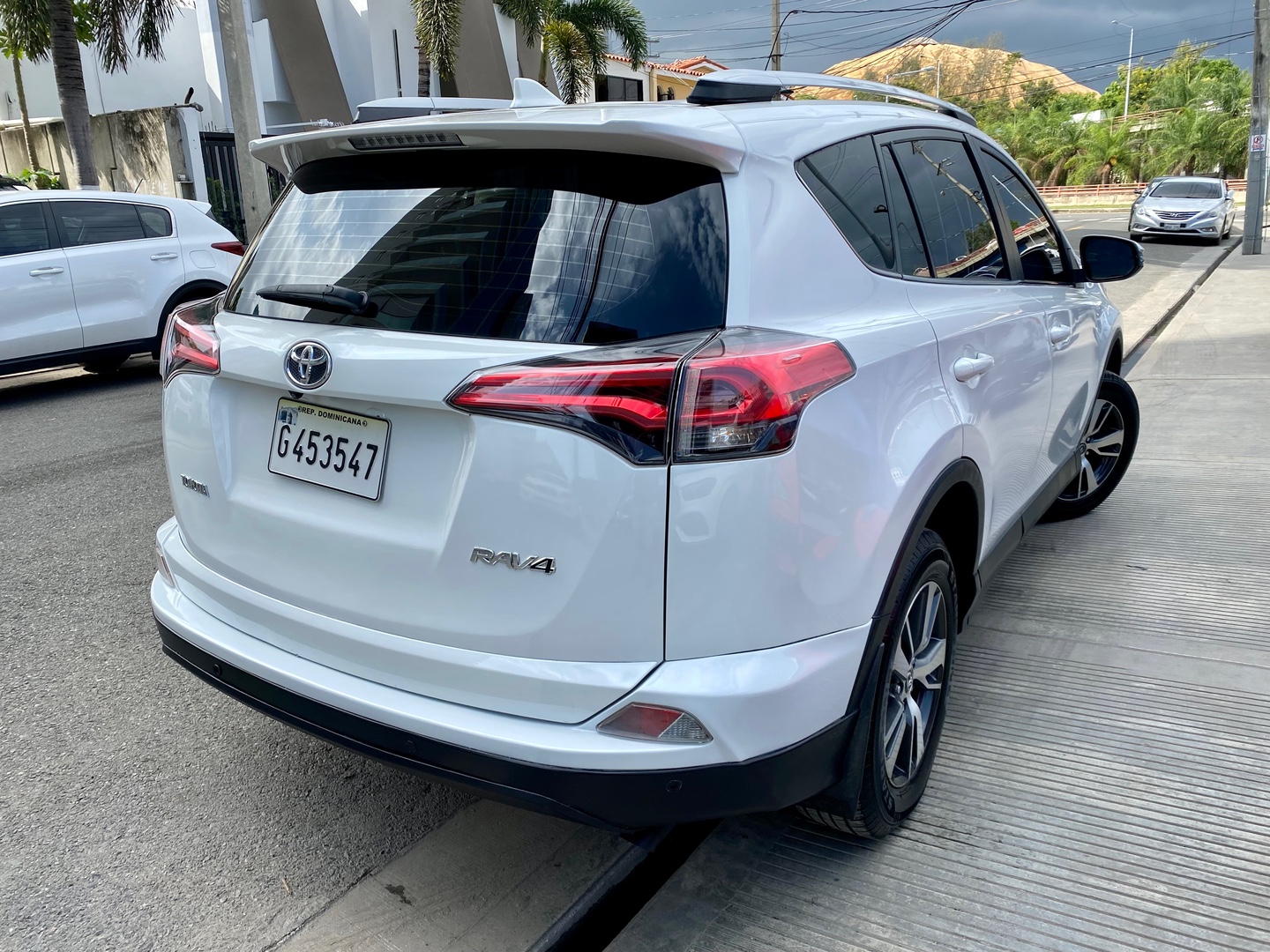 jeepetas y camionetas - Toyota Rav4 2019 1