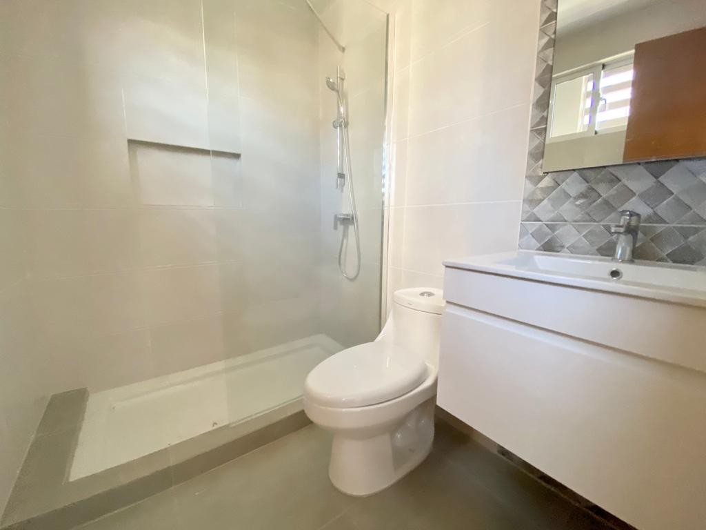 apartamentos - Apartamento en Evaristo Morales 4