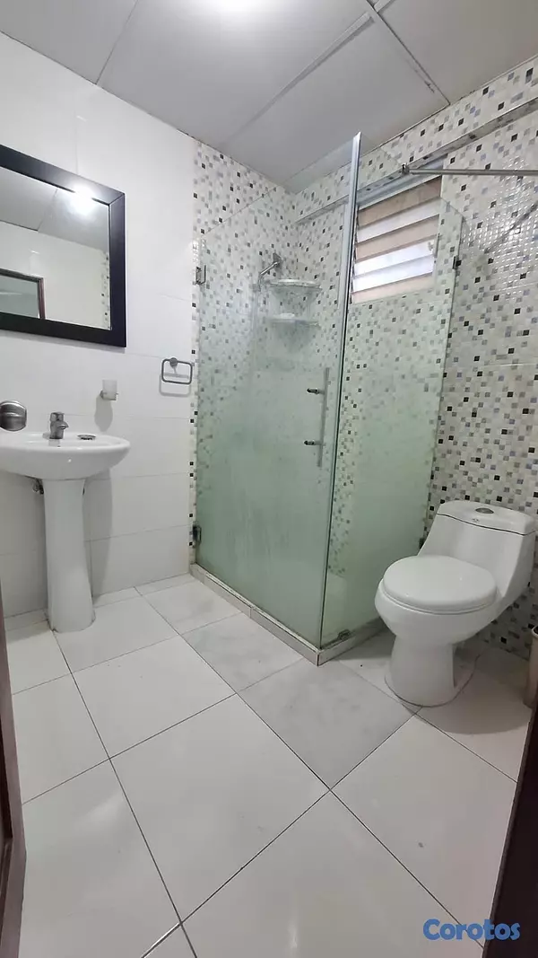 apartamentos - venta de apartamento 3er nivel de 135mts en la avenida independencia  7
