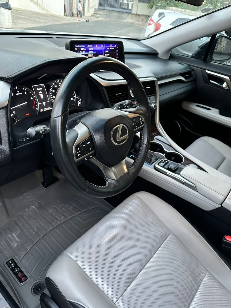 jeepetas y camionetas - Lexus RX350 2016 impecable  4