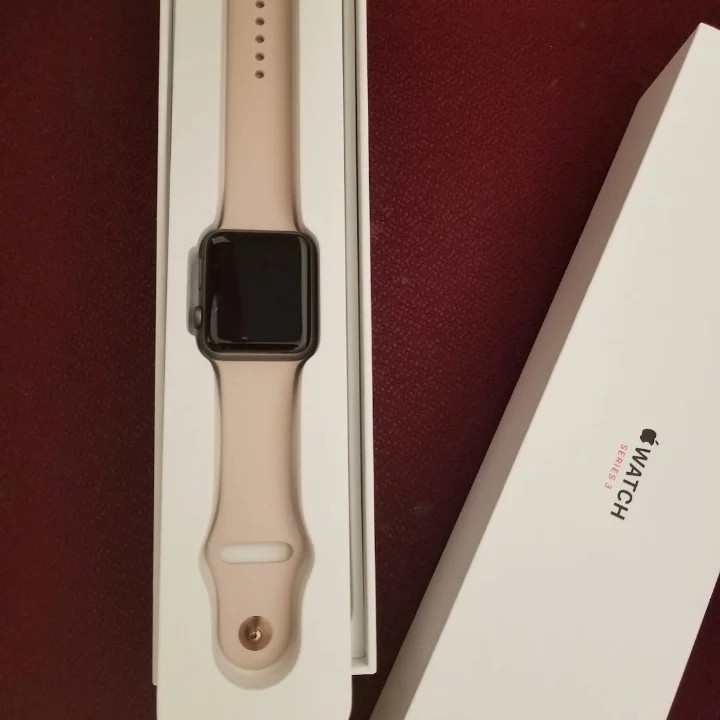 Apple watch serie 3 42MM como nuevo 