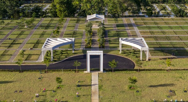 solares y terrenos - Vendo Jardín Memorial en Puerta del Cielo