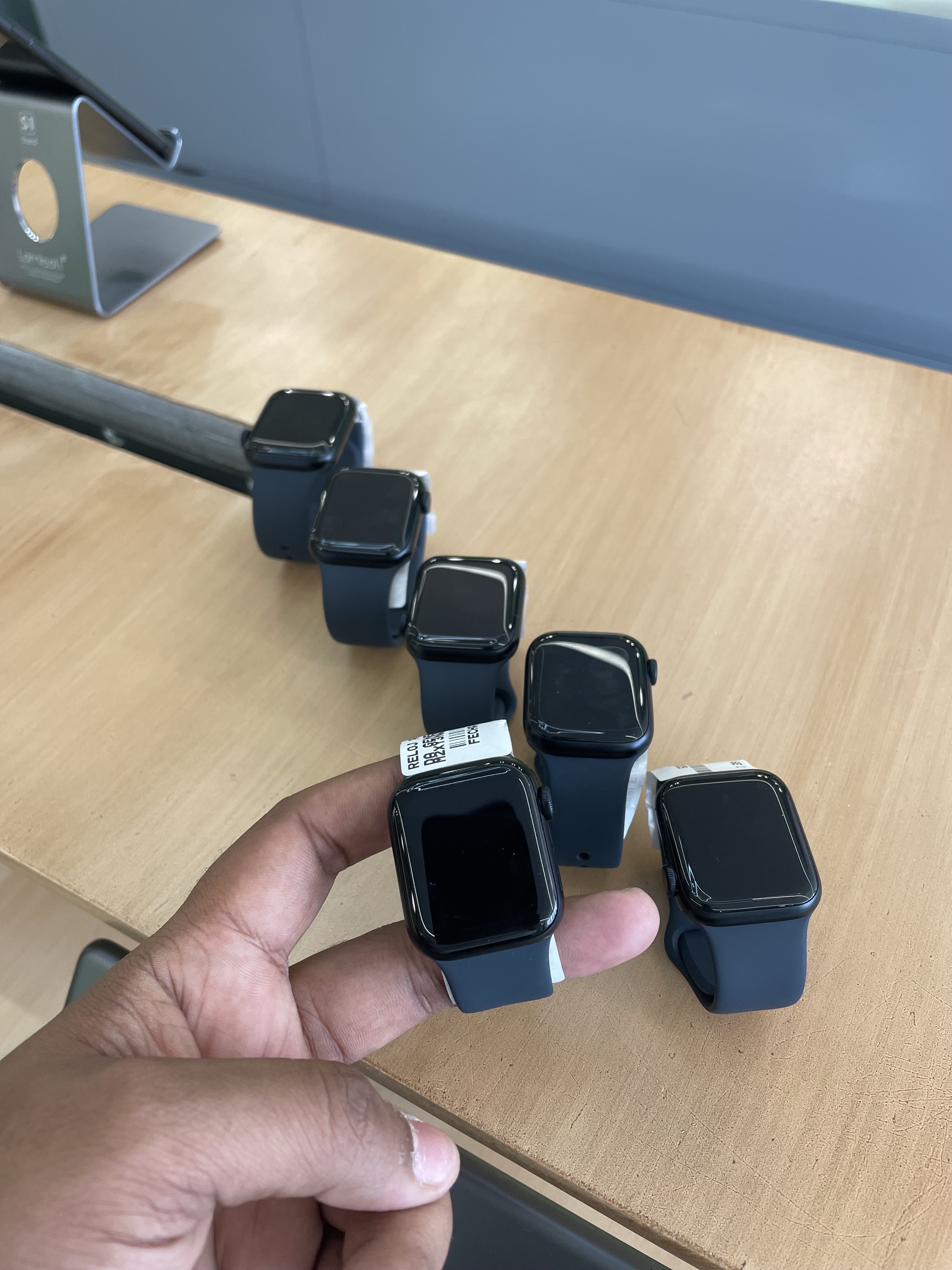 otros electronicos - APPLE WATCH SERIE SE (2DA GENERACIÓN)41MM 2
