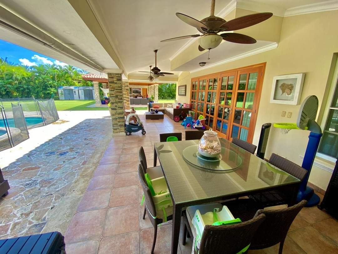 casas vacacionales y villas - SE VENDE  Lujosa Villa Familiar con 1,200 Mts. 7