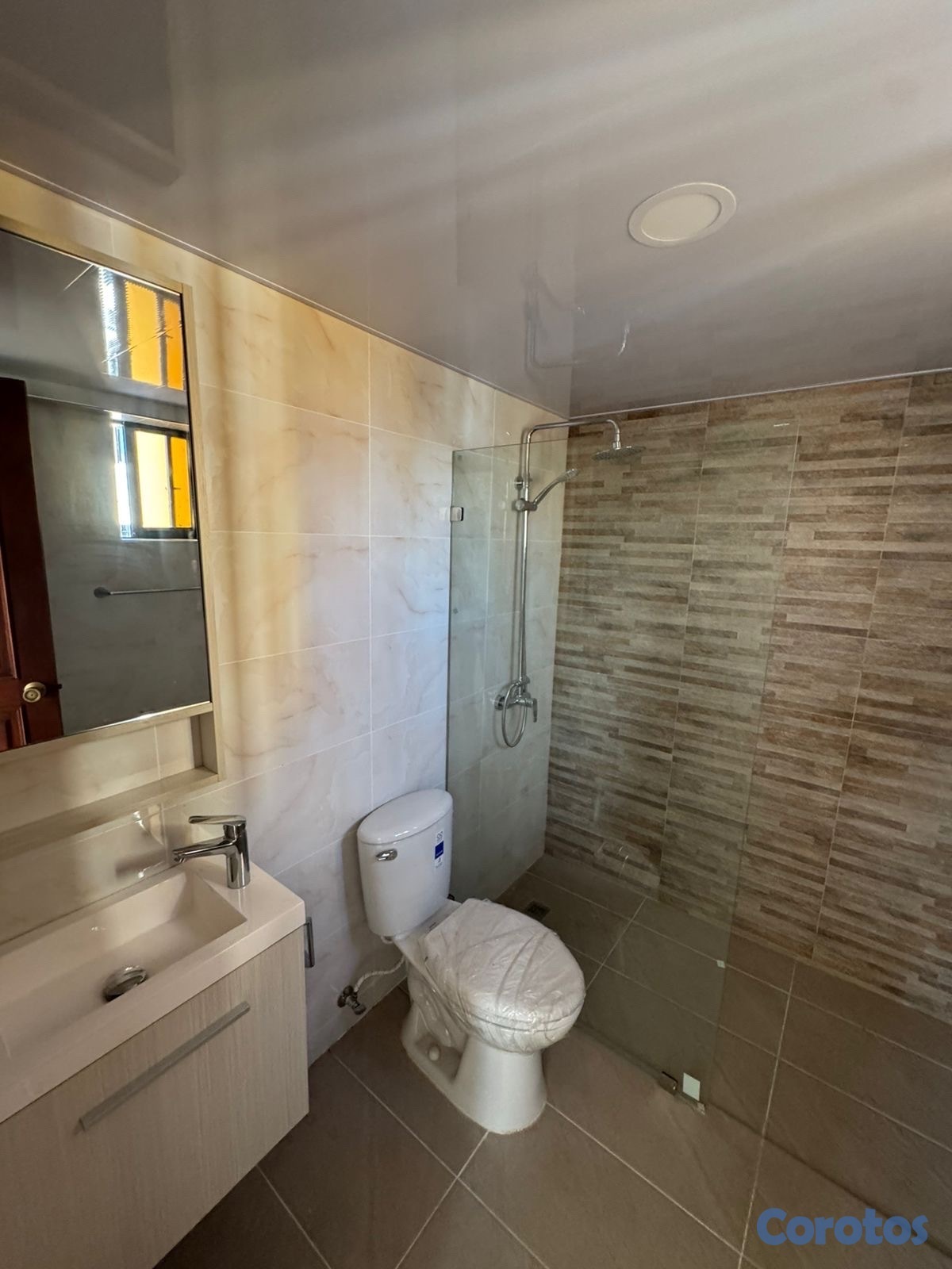 apartamentos - alquiló piso los cacicazgos tres ha con su baños dos parqueos tech balcón estar  10