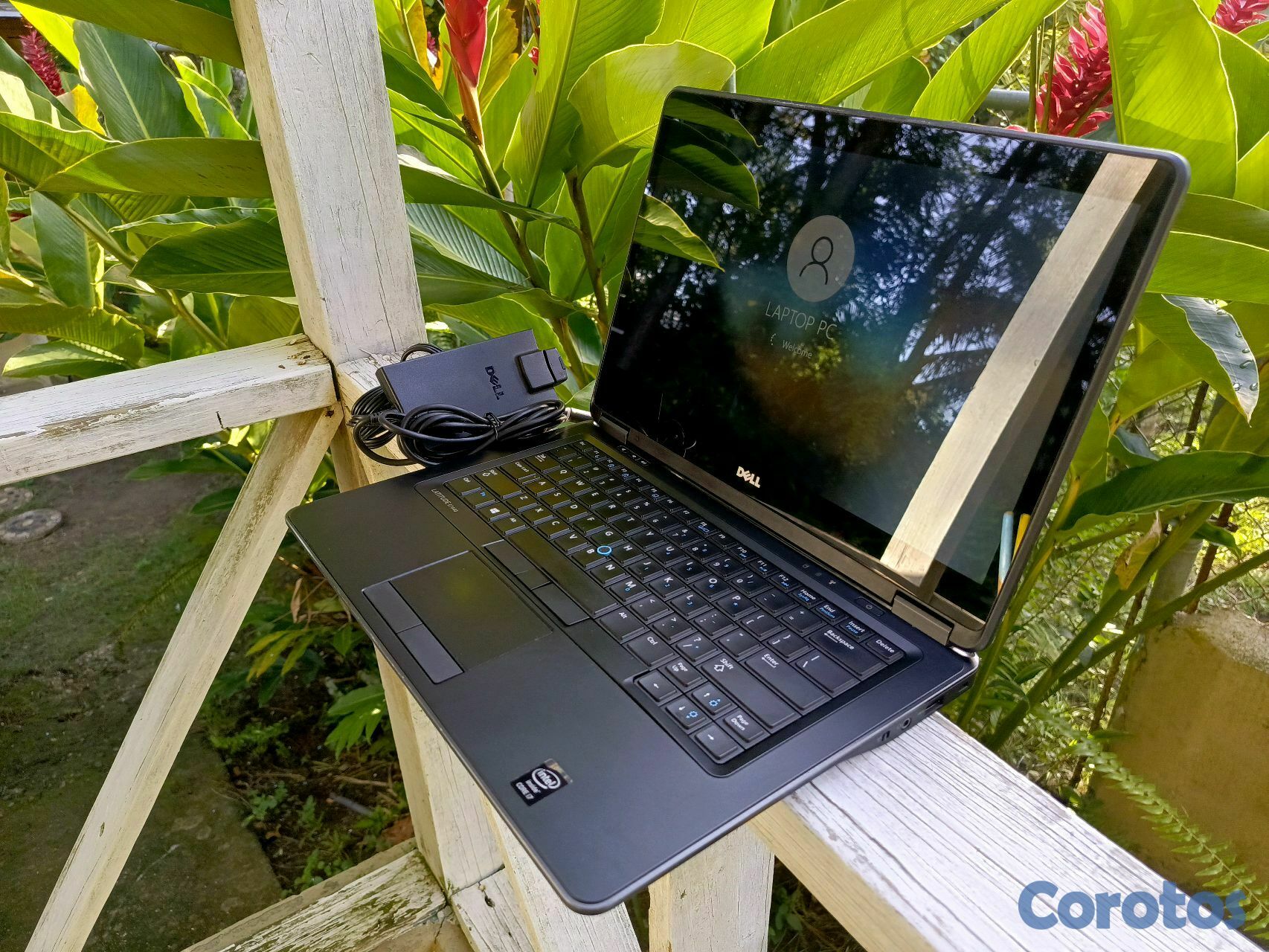 computadoras y laptops - Laptop Dell, Touch,  i7 4ta, Disco 256 GB, 16GB Ram. 7