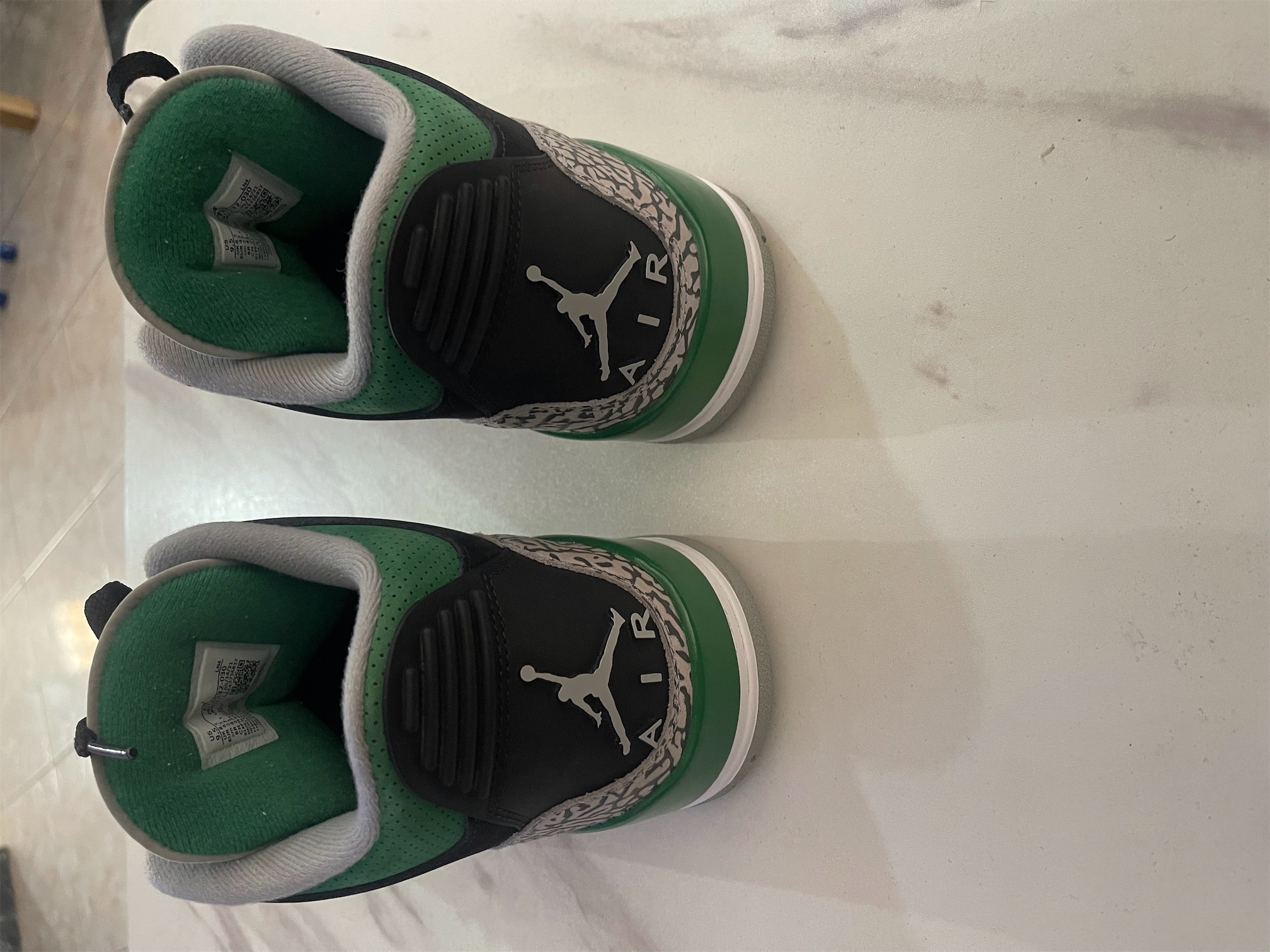 zapatos para hombre - Jordan 3 pine green size 9.5 del kilo 1