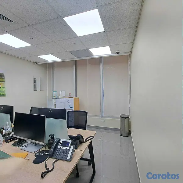 oficinas y locales comerciales - Local de Oficina en La Esperilla 4