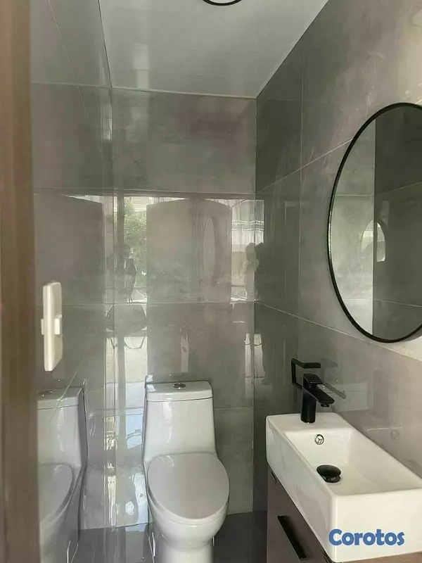 apartamentos - Apartamento en 2do nivel con terraza en Piantini  9