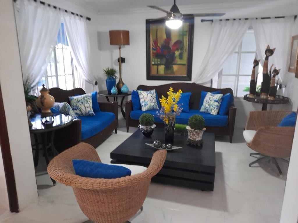 casas vacacionales y villas - Se vende Villa amueblada en Juan Dolio 7