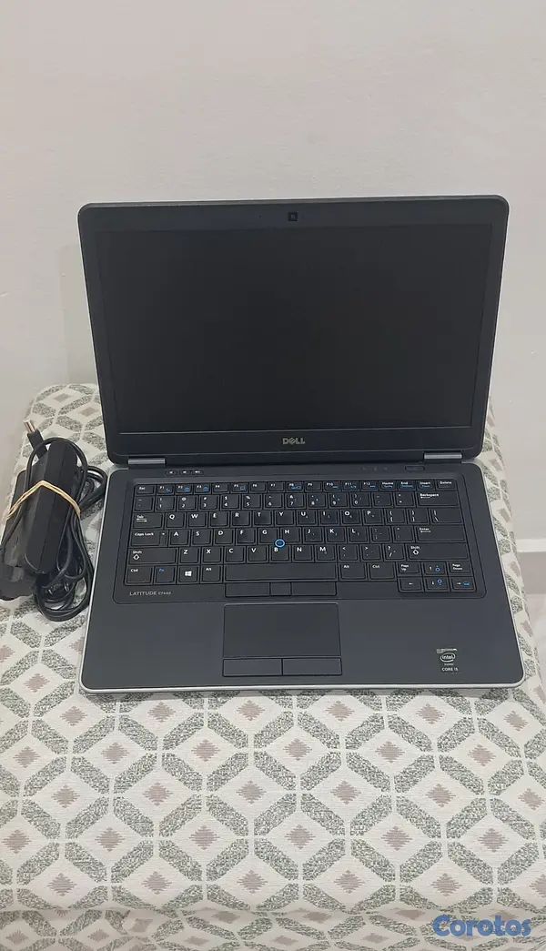computadoras y laptops - Laptop Dell i5 14" 500GB 8GB Windows 10 super fin 3