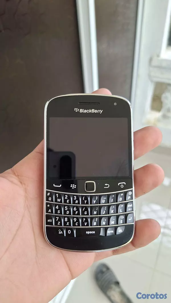 celulares y tabletas - Blackberry Bold 9900 Como Nueva  3