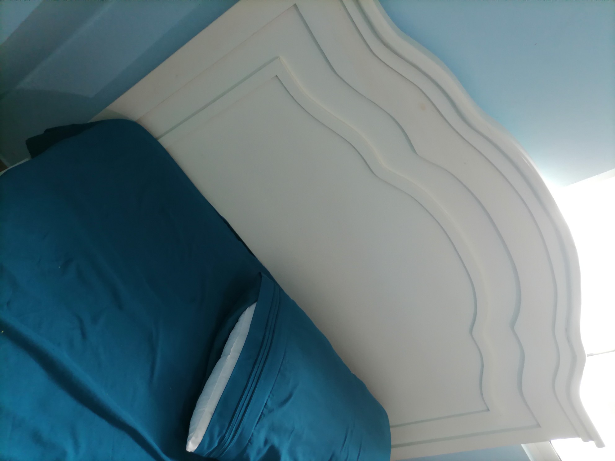 muebles y colchones - Cama en madera laqueada en Blanco tamaño Full de 54" x 60"