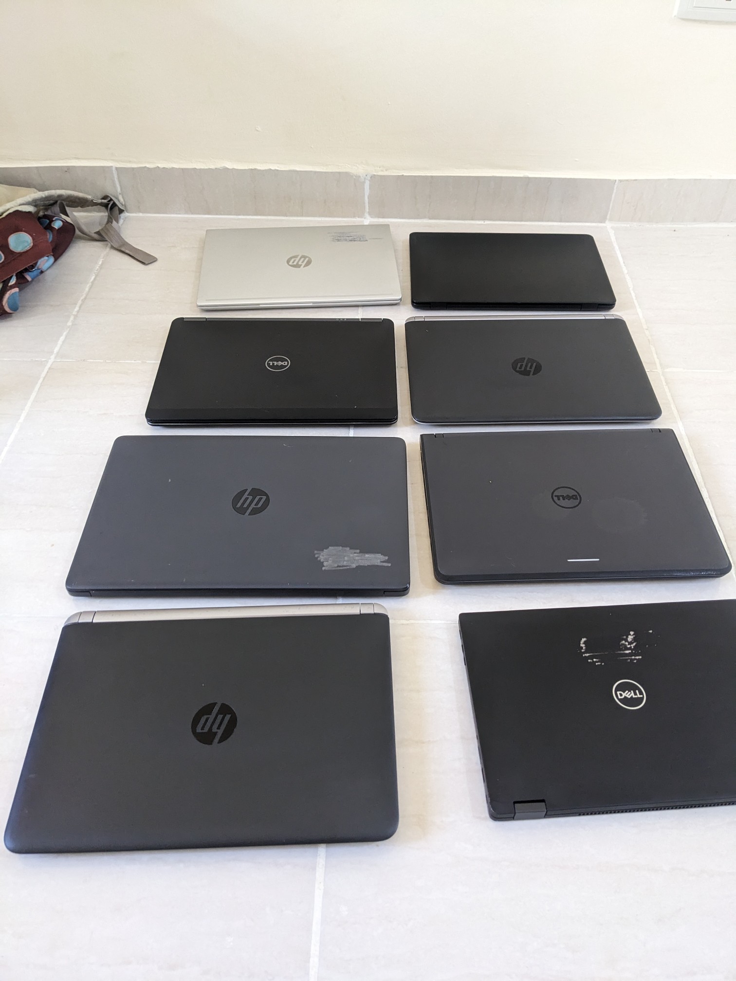 computadoras y laptops - Laptops varios modelos disponibles 1