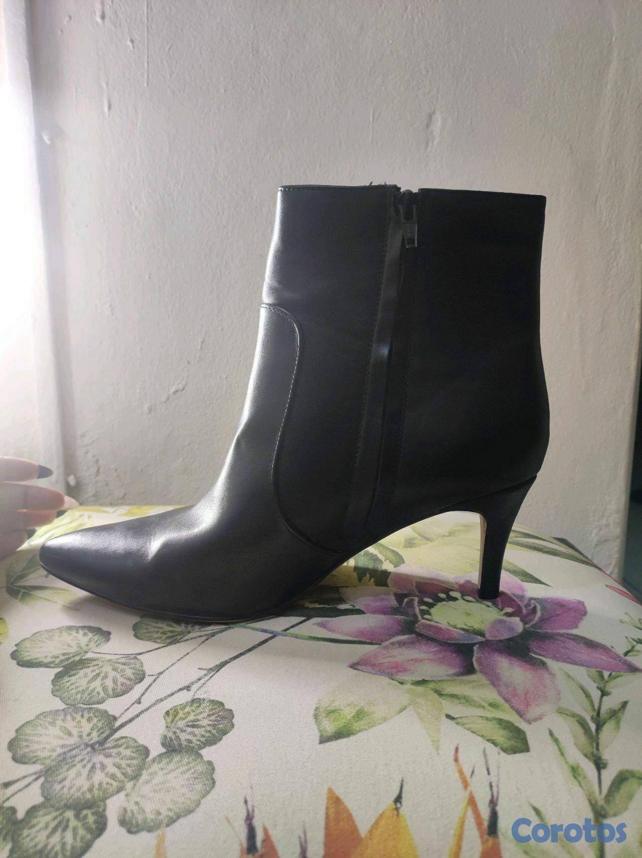 zapatos para mujer - Botas Elegantes de Mujer 1