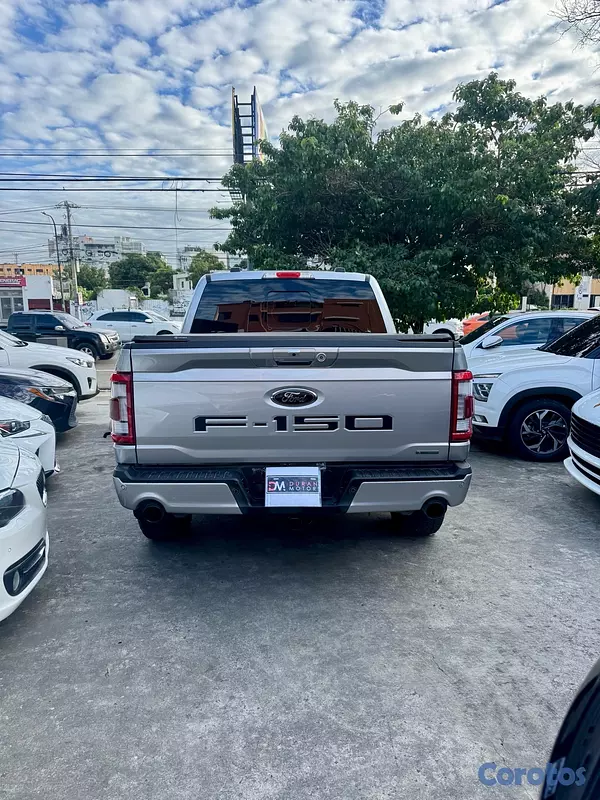 jeepetas y camionetas - Ford F-150 Lariat SuperCrew 2022 8