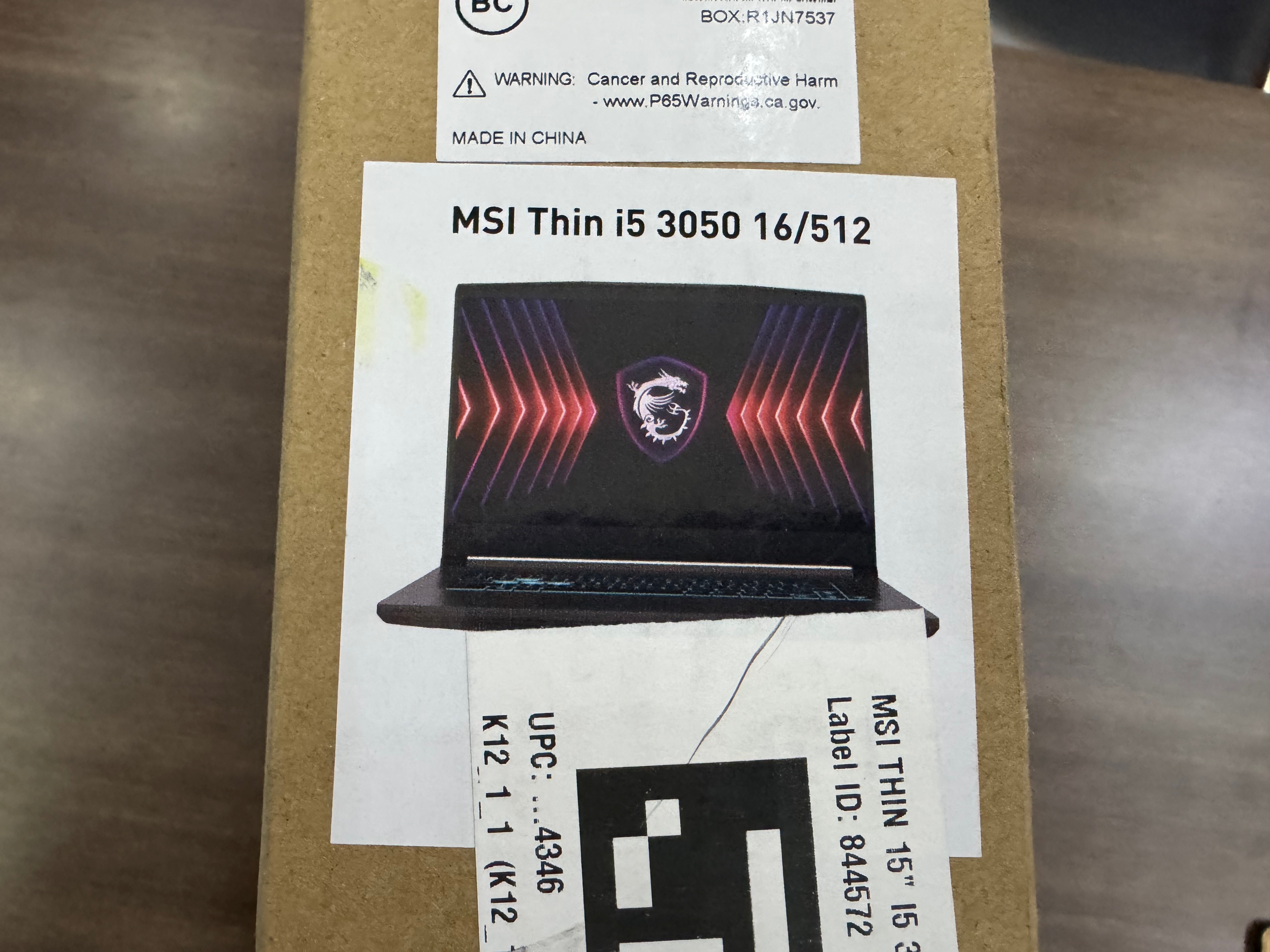 computadoras y laptops - PC Laptop MSI Thin 15/16GB RAM/ 512GB/ i5 Nuevo RD