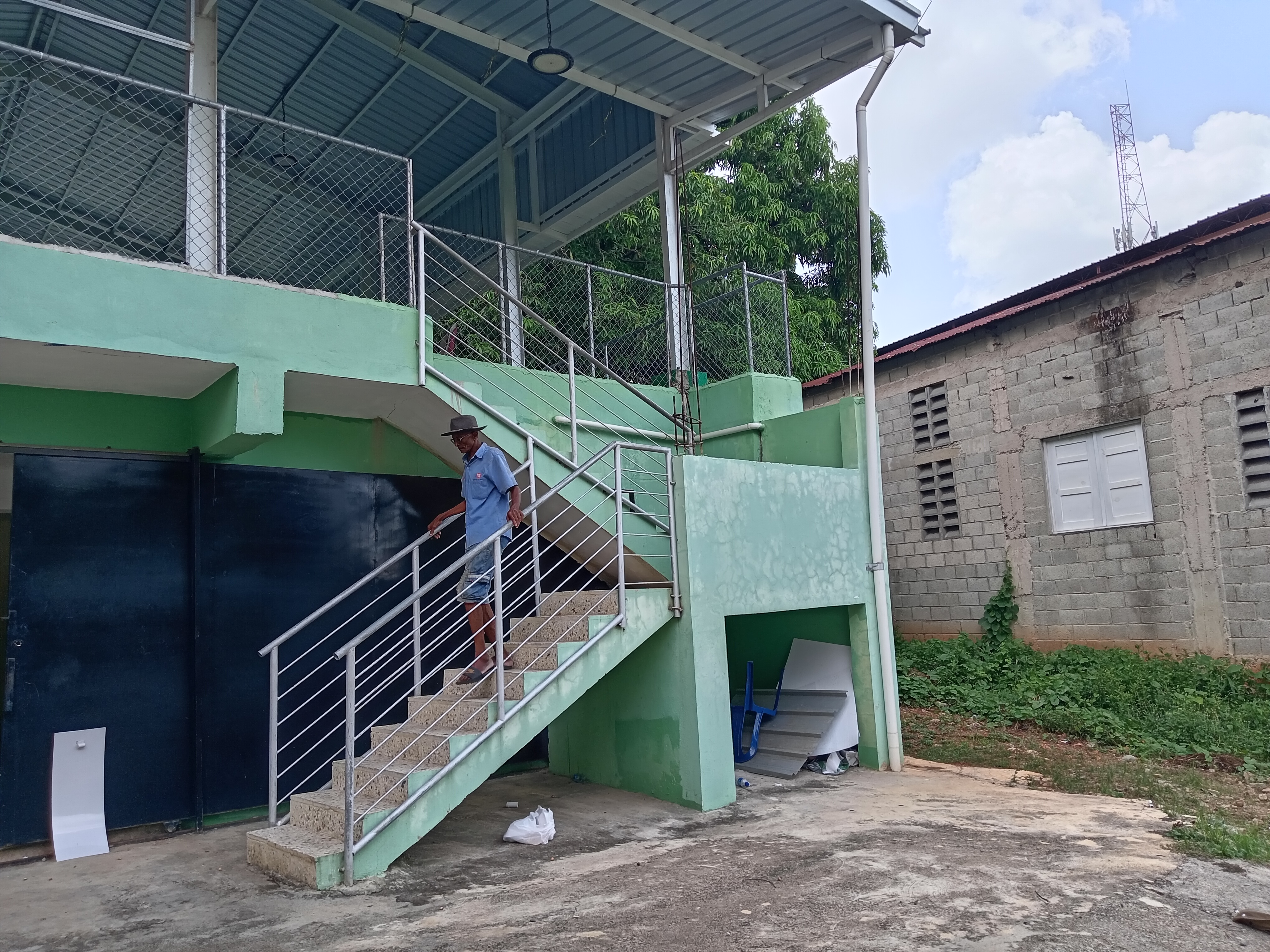 solares y terrenos - DIOS 📍De Oportunidad Propiedad Industrial en Vent 4