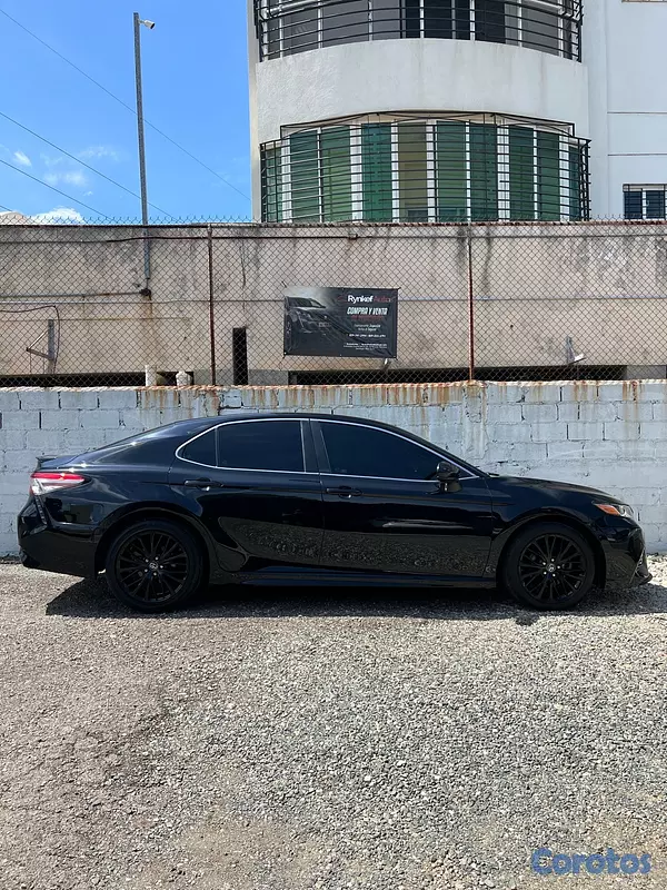 carros - Toyota Camry SE 2018 4