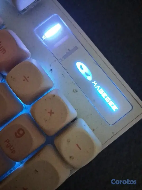 computadoras y laptops - Teclado USB MageGee retroiluminado  6