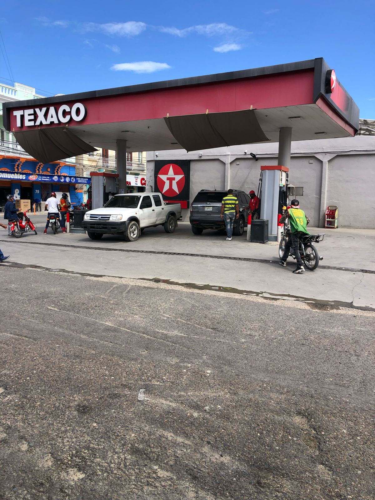 otros inmuebles - Vendo Estación de Combustible en San Pedro  1
