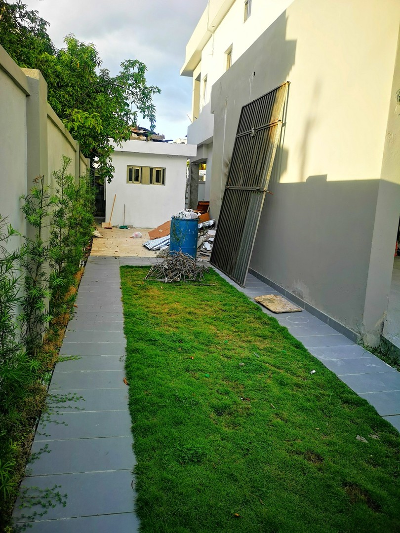 casas - 🎅Casa en la castellana Estilo minimalista a Estrenar.
500mt2 de construcción 5