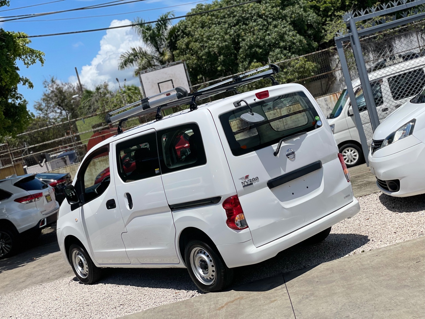jeepetas y camionetas - 2019 Nissan Vanette NV200 2