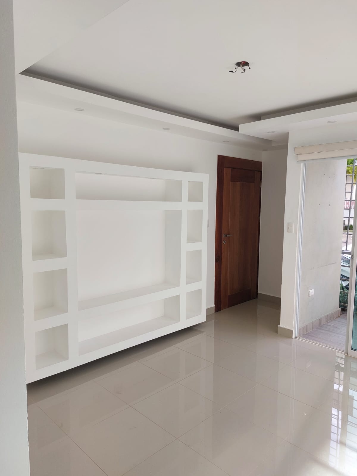 apartamentos - Amplio Apartamento con Patio en Llanos de Gurabo  2