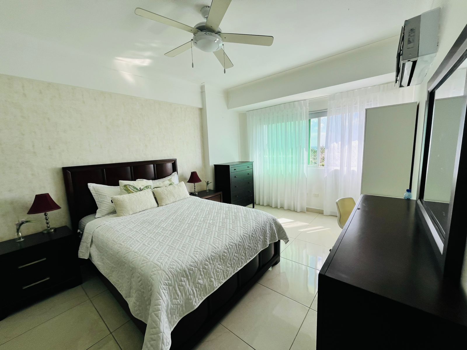 apartamentos - Se alquila apart de 3 Hab amueblado 8