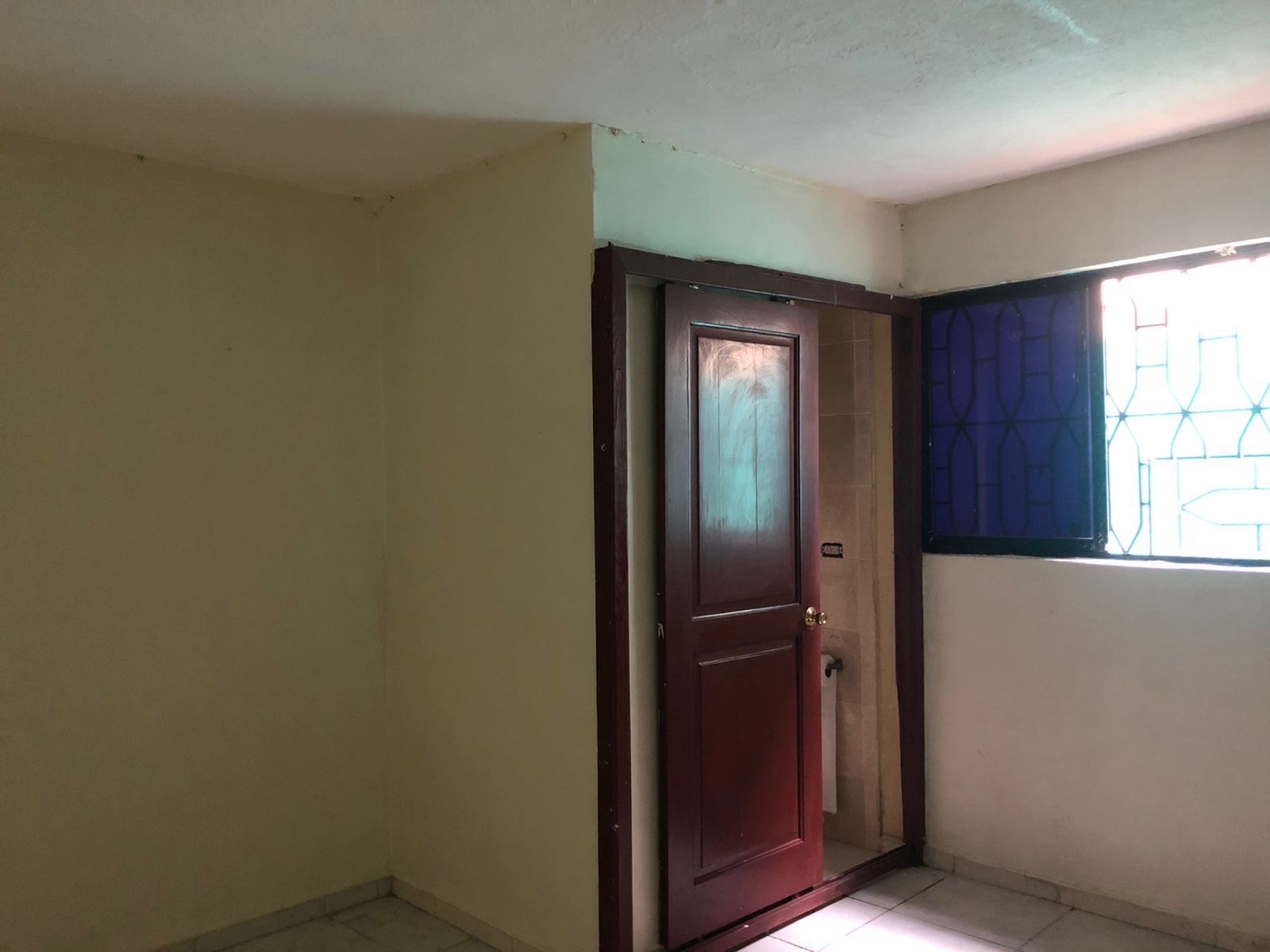 casas - venta de casa de 6 habitaciones en urbanización lucerna Santo Domingo este  4